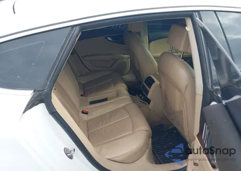 2012 Audi A7 Premium z USA, uszkodzony, nr VIN WAUSGAFC2CN005359